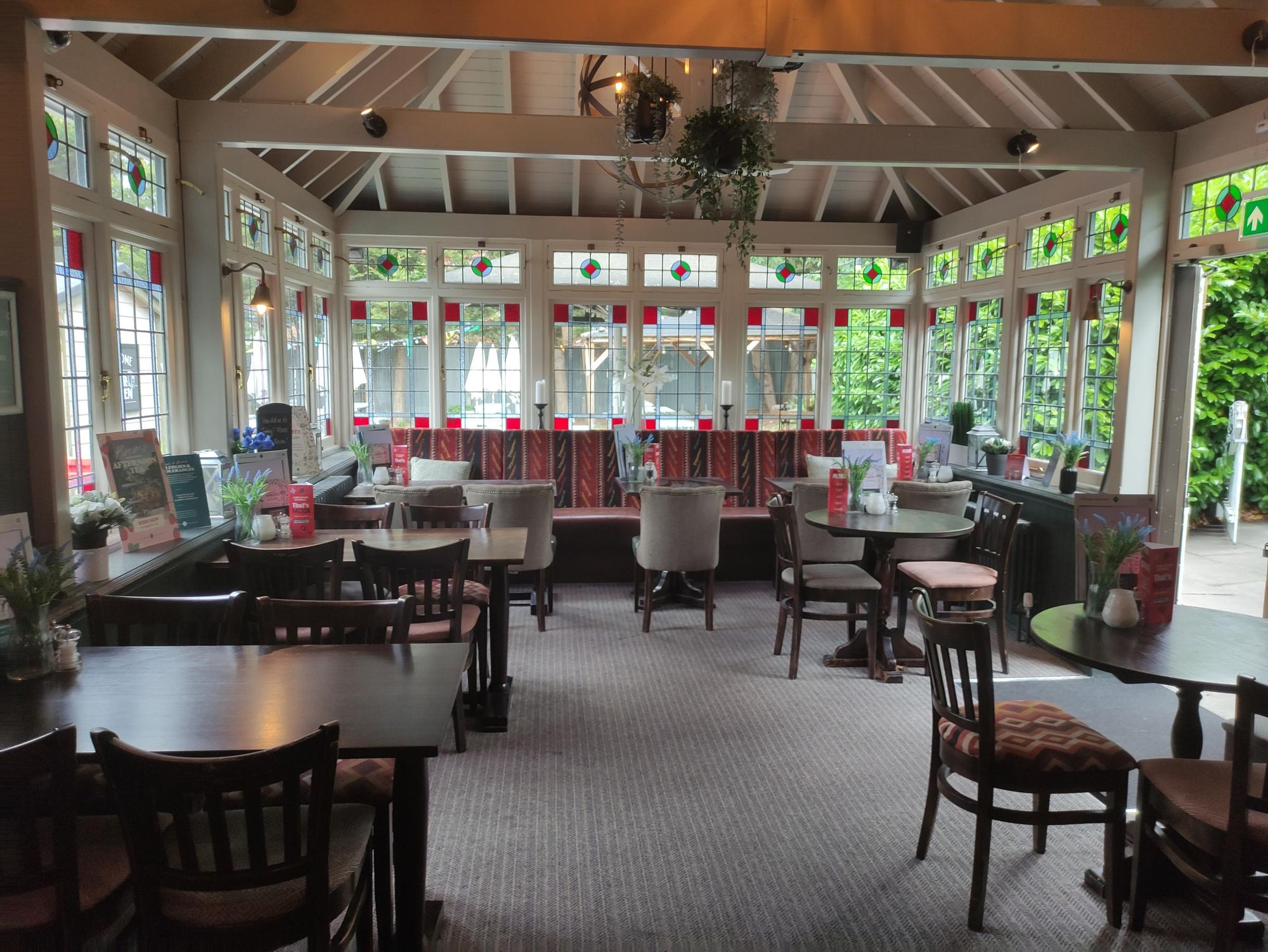 (Pub, Restaurant). Published on 16-07-2025