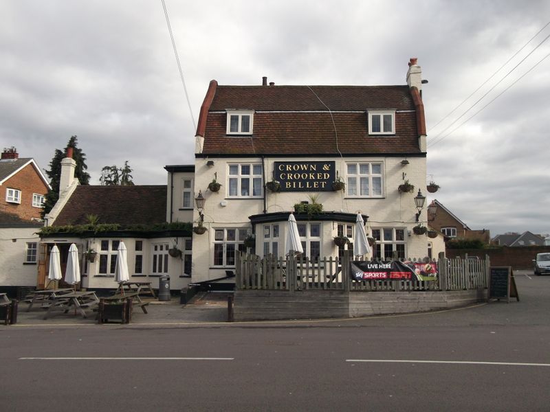 Crown & Crooked Billet - Woodford Bridge (1). (Pub, External). Published on 03-05-2014 