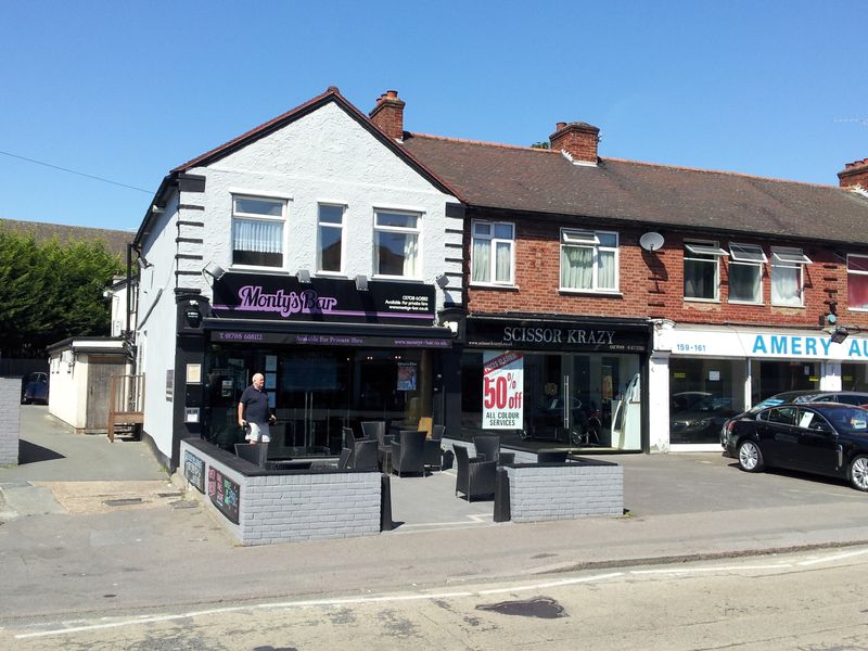 Monty's Bar - Hornchurch (1). (Pub, External). Published on 22-08-2015