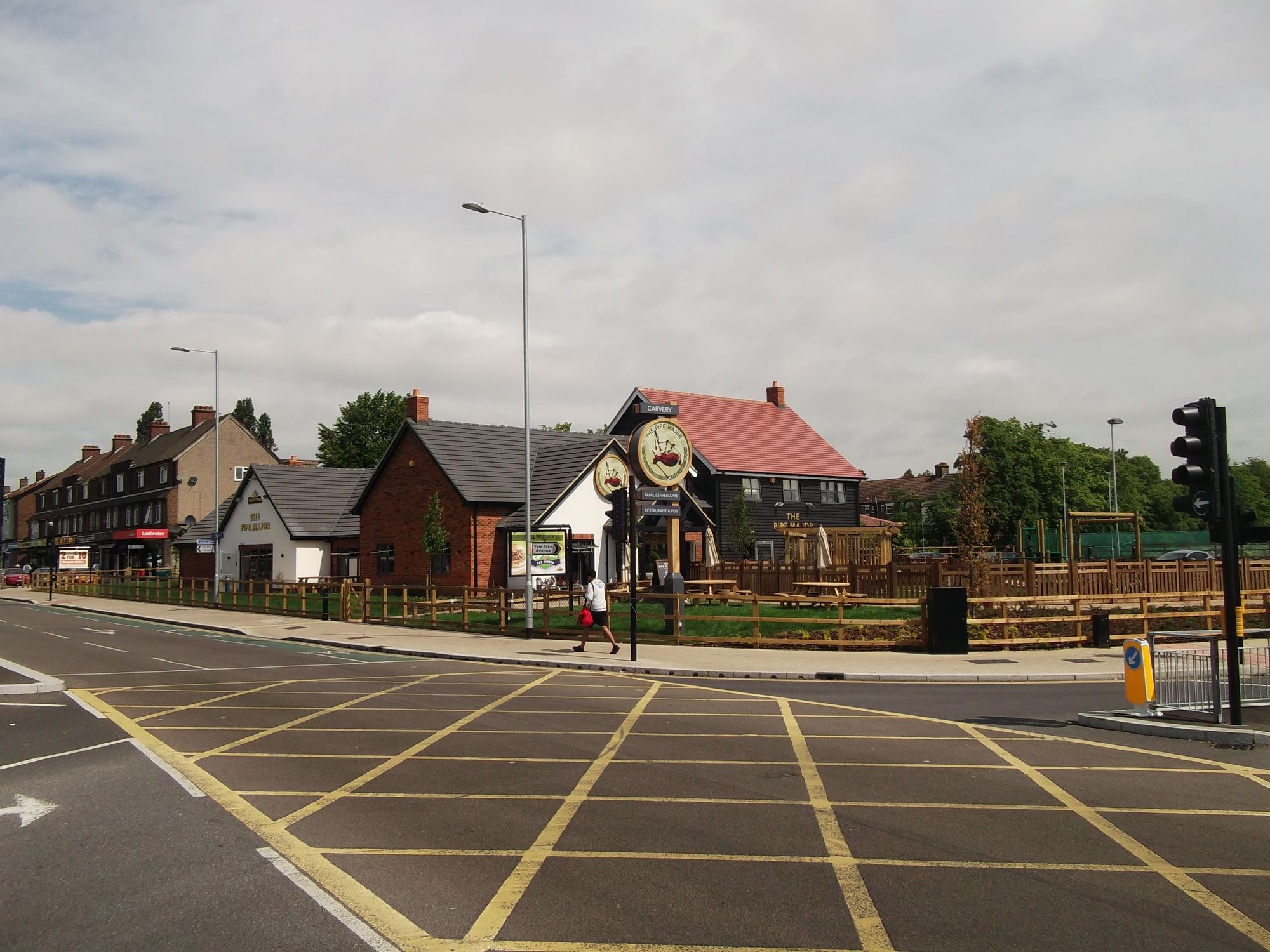 Pipe Major - Dagenham (1). (Pub, External). Published on 19-06-2015