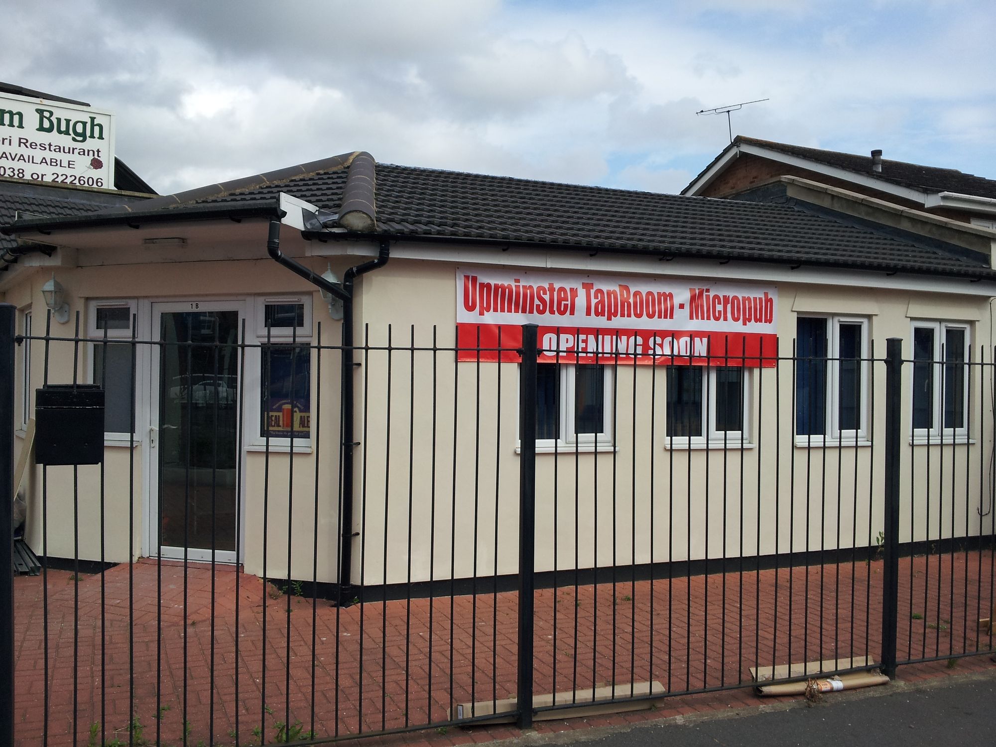 Upminster TapRoom - Upminster (1). (Pub, External). Published on 21-11-2015