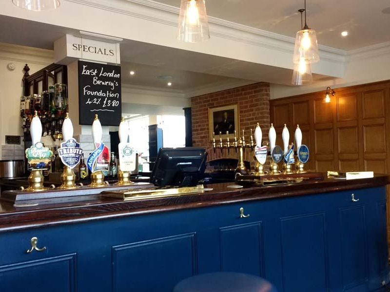 Travellers Friend - Woodford Green (6). (Pub, Bar). Published on 07-08-2017 