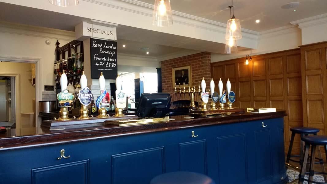 Travellers Friend - Woodford Green (6). (Pub, Bar). Published on 07-08-2017