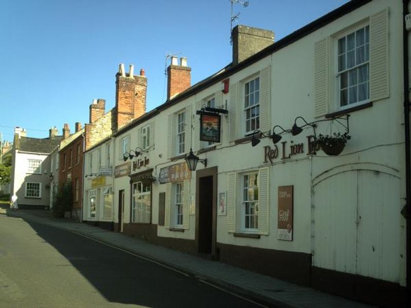 Red Lion Inn. (Pub, External). Published on 10-07-2013