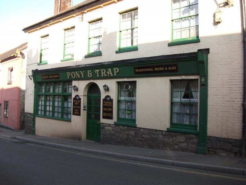 Pony & Trap. (Pub, External). Published on 16-07-2013 