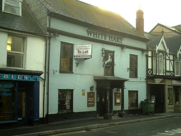 White Hart Hotel. (Pub, External). Published on 14-01-2014