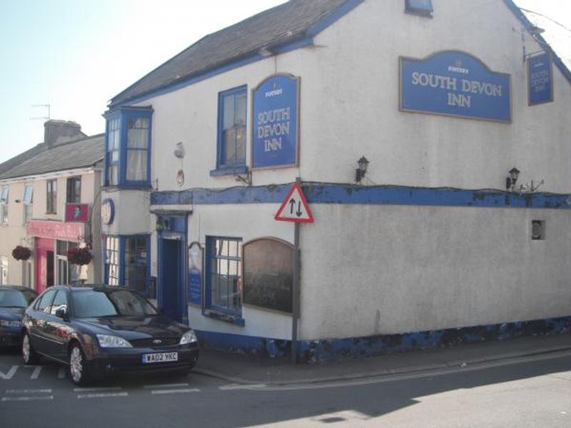 South Devon Inn. (Pub, External). Published on 09-07-2013 