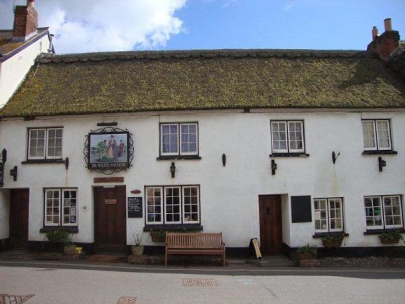 Sir Walter Raleigh Inn. (Pub). Published on 23-07-2012 