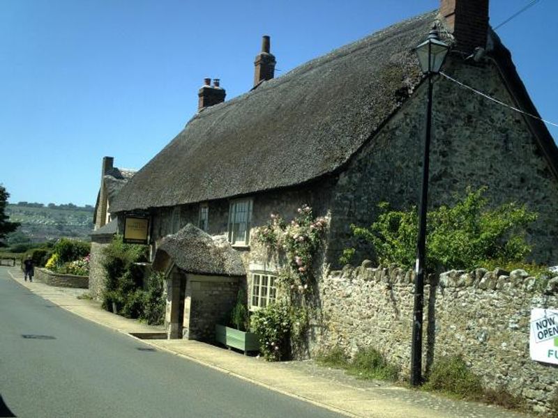 Harbour Inn. (Pub, External). Published on 10-07-2013