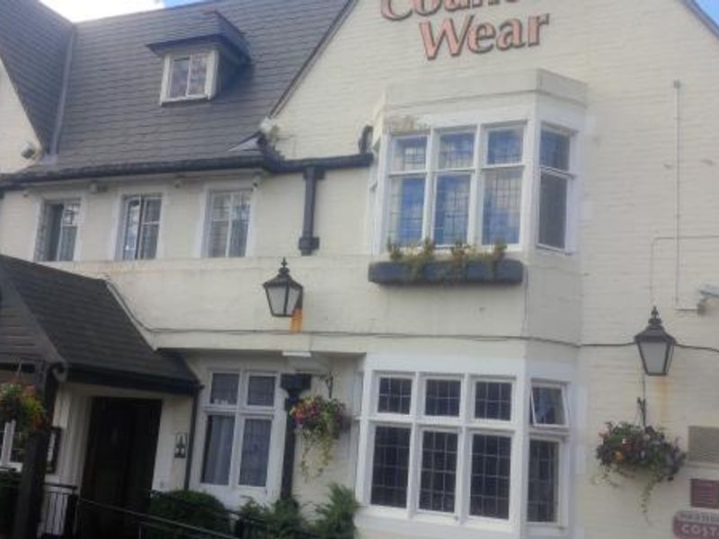 Countess Wear. (Pub, External). Published on 26-09-2014 