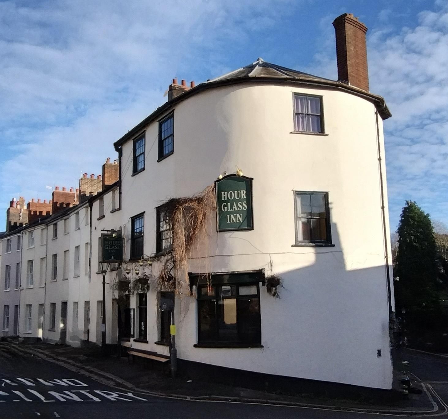 Hour Glass Inn, Exeter - CAMRA - The Campaign for Real Ale