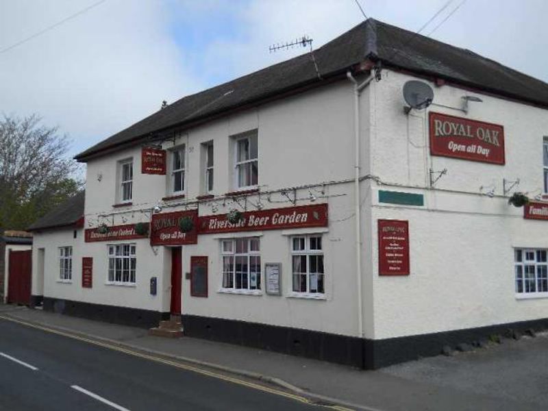 Royal Oak Inn. (Pub, External). Published on 10-05-2013 