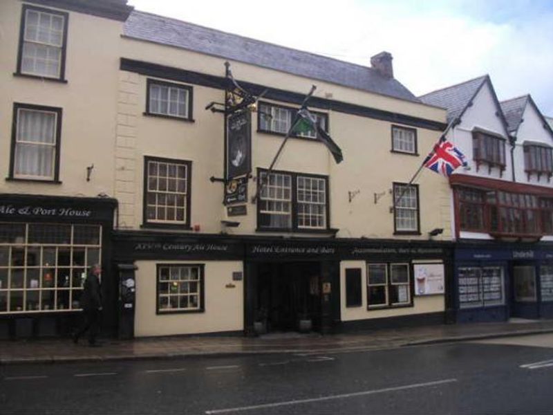 White Hart Hotel. (Pub, External). Published on 15-01-2013