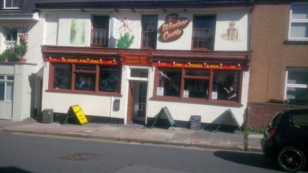Windsor Castle. (Pub, External, Key). Published on 26-09-2014