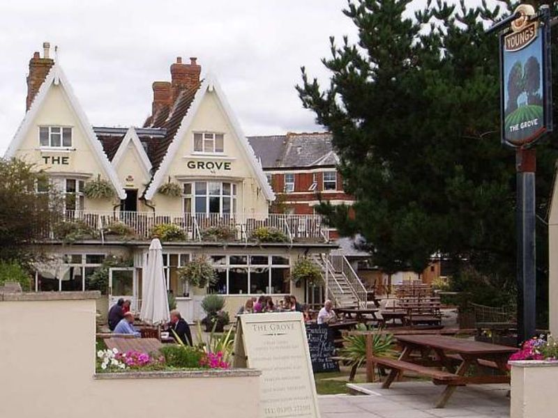 Grove. (Pub, External, Garden). Published on 20-05-2013