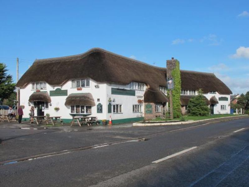 Greyhound Inn. (Pub, External). Published on 25-10-2013