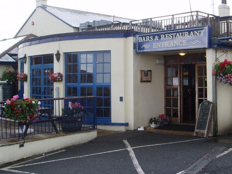 Smugglers Inn. (Pub, External). Published on 24-05-2013