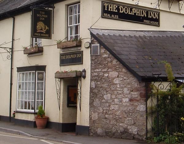 Dolphin Inn. (Pub). Published on 20-05-2013