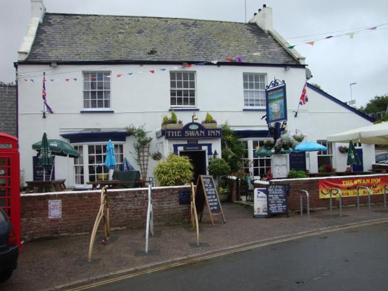 Swan Inn. (Pub). Published on 23-07-2012 