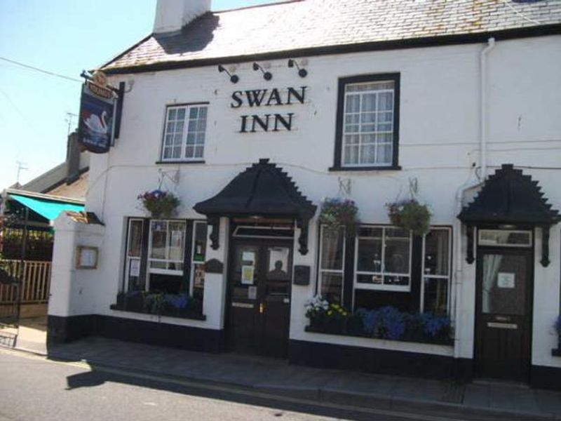 Swan Inn. (Pub). Published on 26-07-2012 