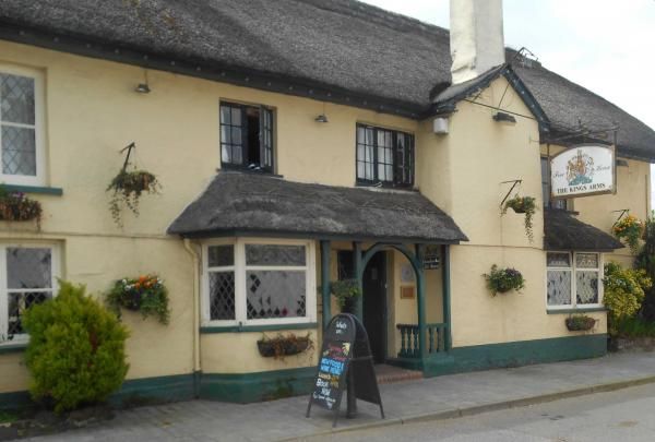 King's Arms. (Pub, External). Published on 16-05-2016