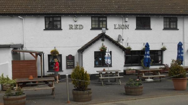 Red Lion. (Pub, External). Published on 16-05-2016