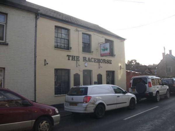 Racehorse. (Pub). Published on 28-01-2013