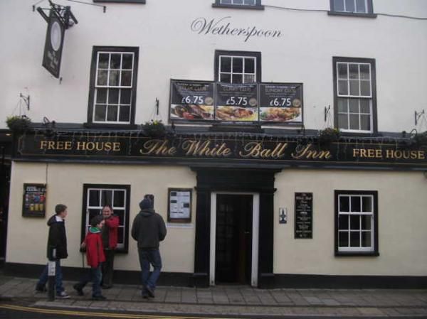 White Ball Inn. (Pub). Published on 28-01-2013