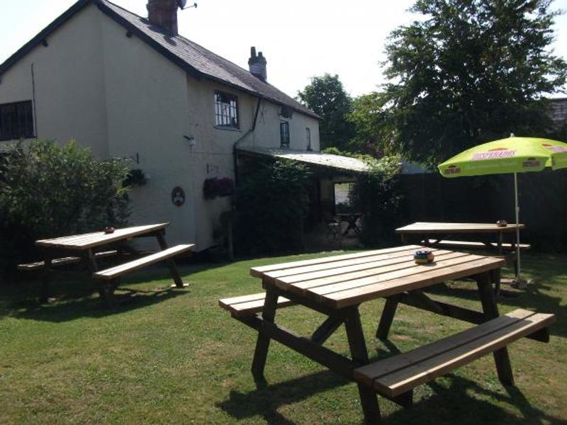 Butterleigh Inn. (Pub, Garden). Published on 29-07-2013