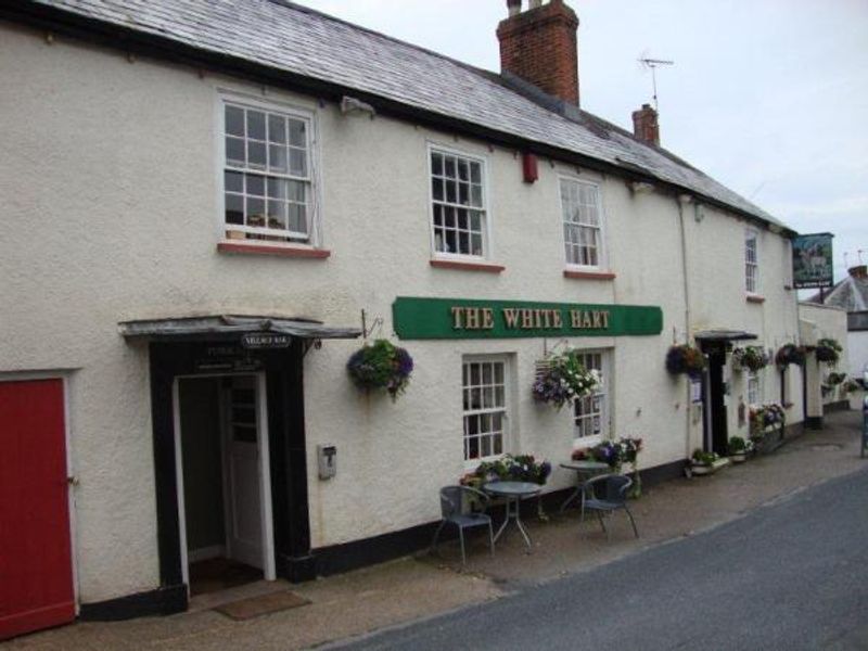 White Hart Inn. (Pub, External). Published on 23-07-2012 