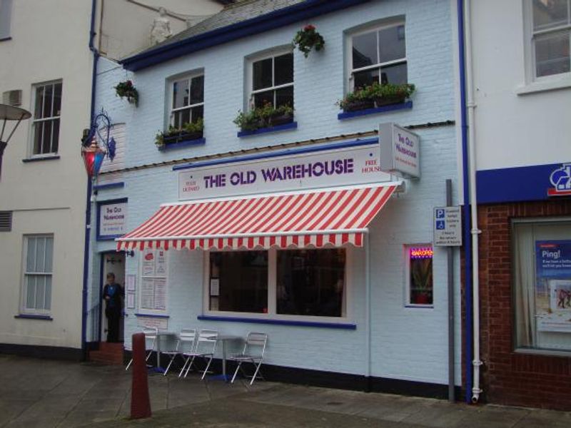Old Warehouse. (Pub, External). Published on 22-01-2014