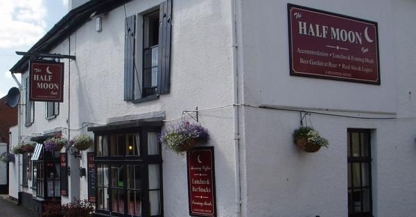 Half Moon Inn. (Pub, External, Sign). Published on 20-05-2013
