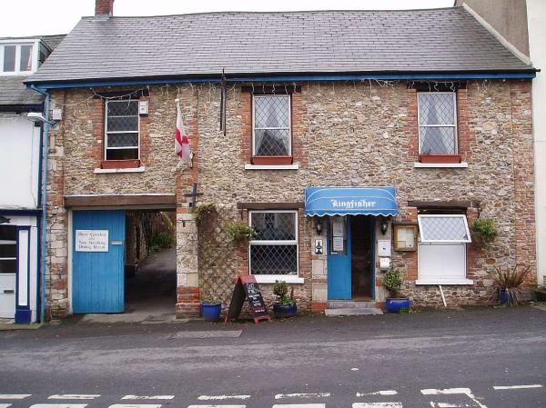 Kingfisher Inn. (Pub, External). Published on 20-05-2013