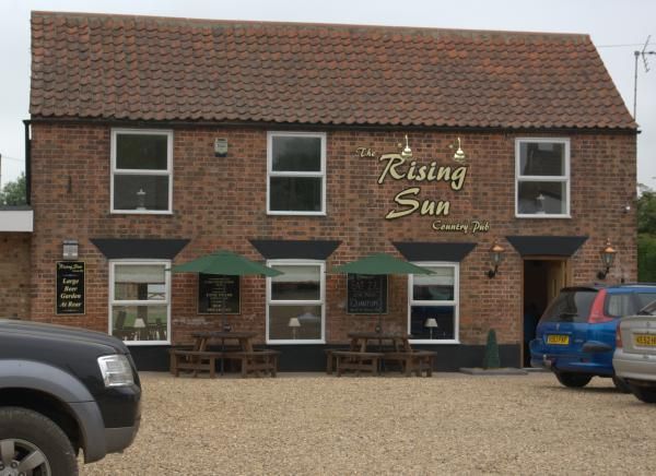Rising Sun, Gedney Drove End. (Pub, External, Key). Published on 25-07-2013