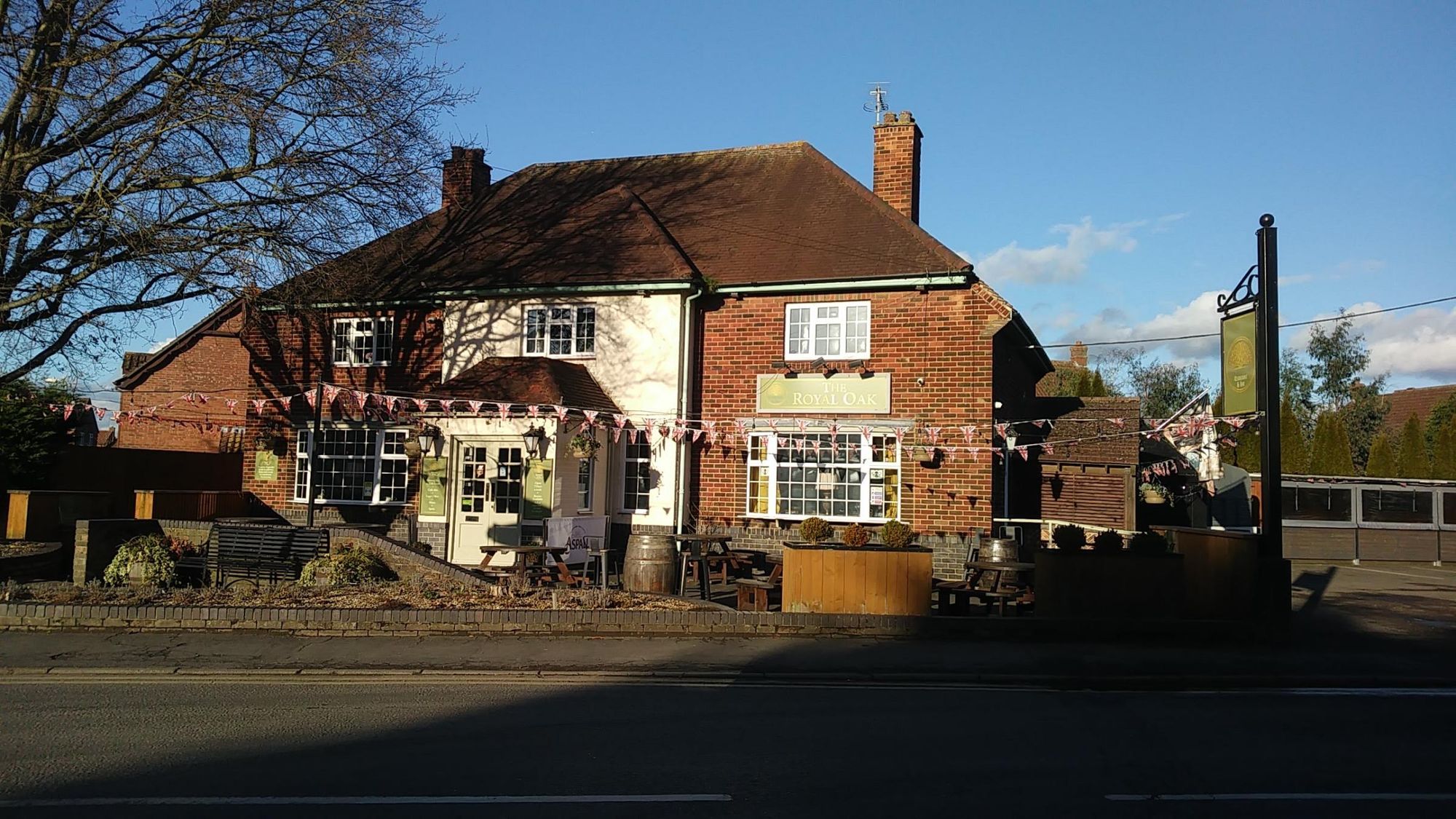 Royal Oak, Heckington. (Pub, External). Published on 02-02-2025
