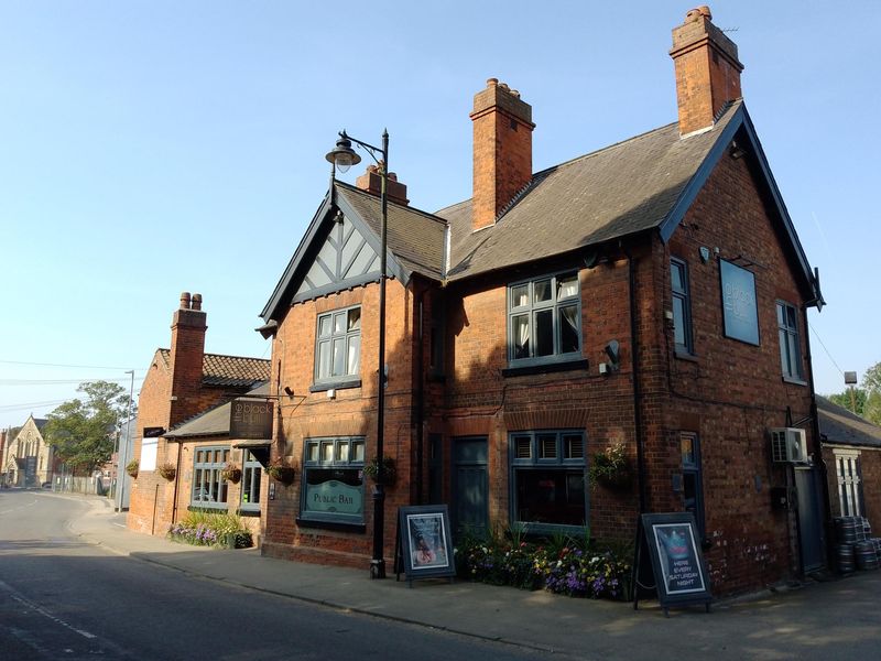 Black Bull, Kirton. (Pub, External, Key). Published on 12-09-2023