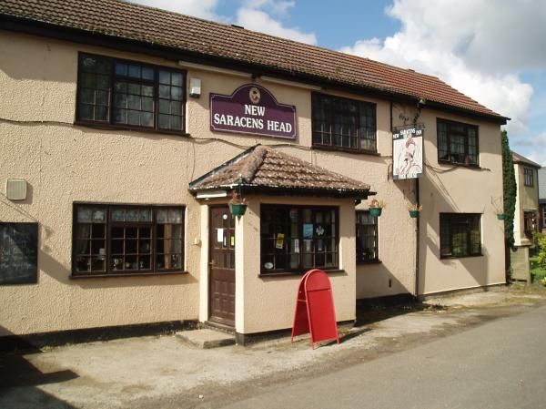 New Saracens Head, Saracens Head. Published on 28-09-2012
