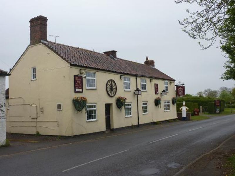 Wheel Inn, Welton. (Pub, External). Published on 01-07-2013 