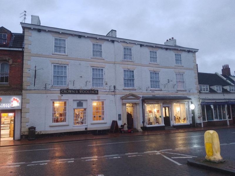 Crown and Woolpack Long Sutton. (Pub, External, Key). Published on 28-11-2024