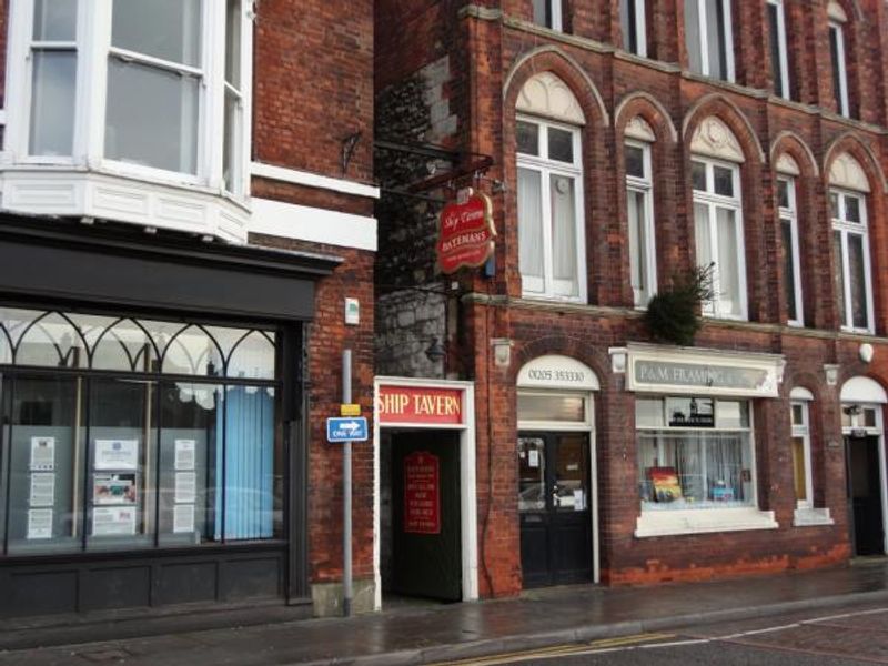 Ship Tavern Passageway Entrance. (Pub, External). Published on 20-12-2012