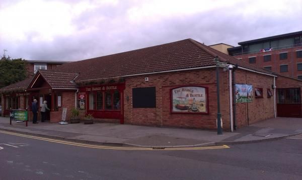 Barge & Bottle, Sleaford. (External, Key). Published on 10-10-2013
