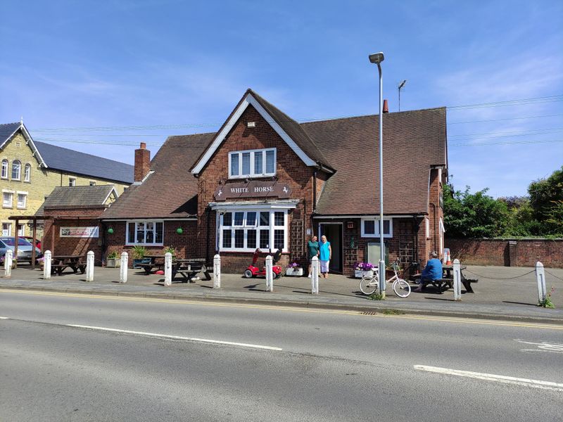 White Horse, Sleaford. (Pub, External, Key). Published on 12-08-2026