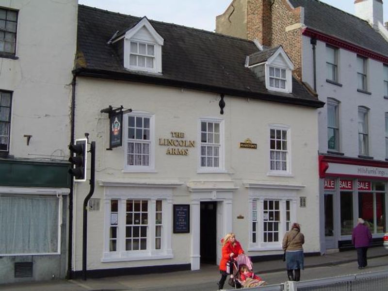 Lincoln Arms, Spalding. (Pub, External). Published on 20-02-2012