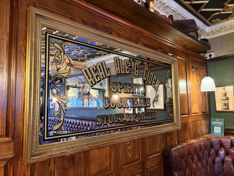 (Pub, Bar). Published on 04-01-2026