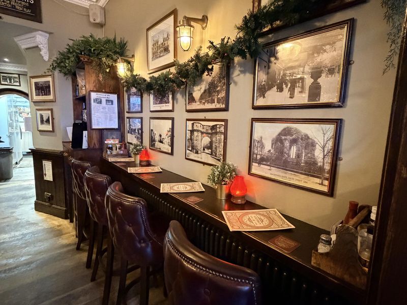 (Pub, Bar). Published on 04-01-2026