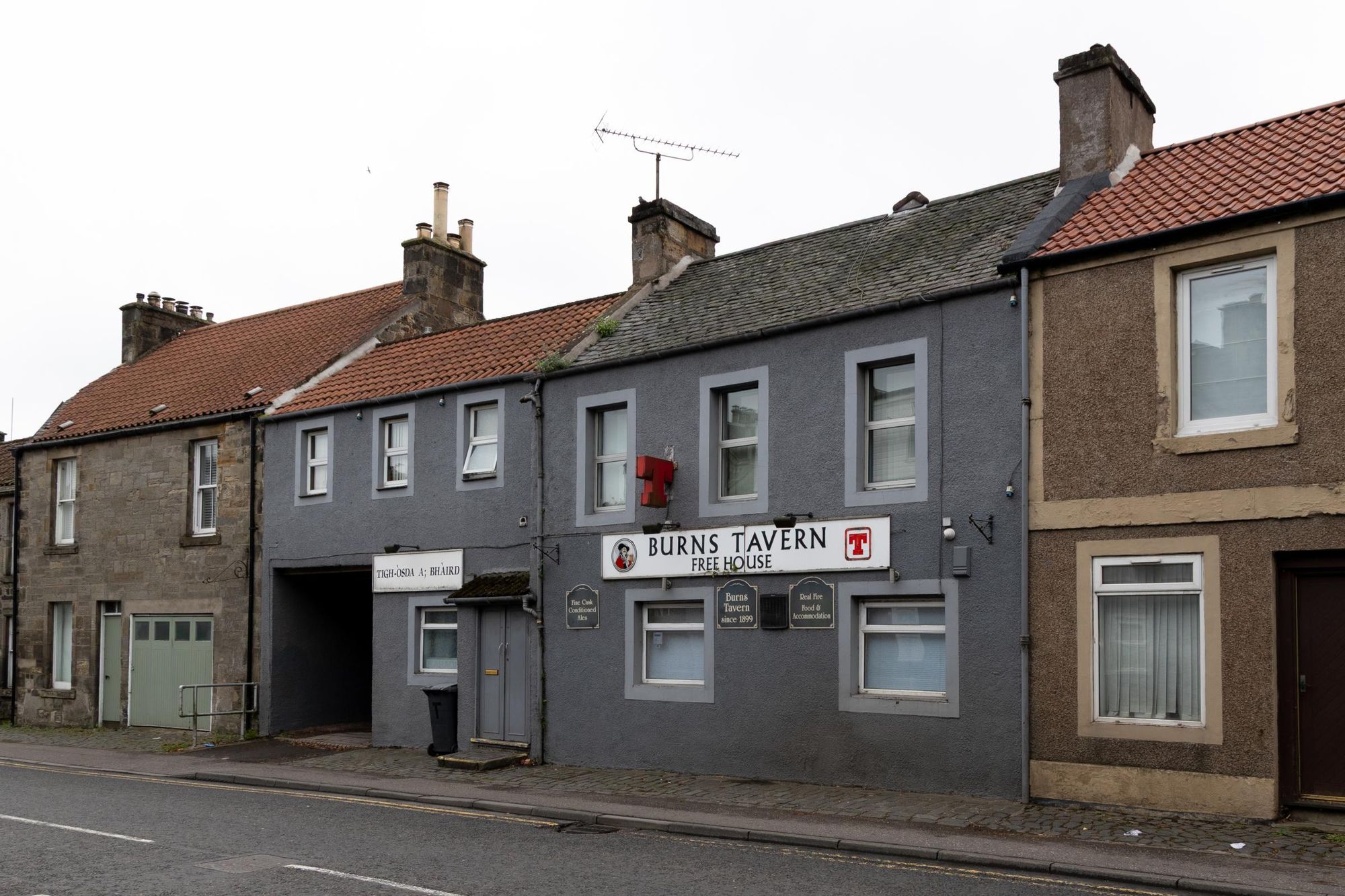 Burns Tavern. (Pub, External). Published on 17-09-2025