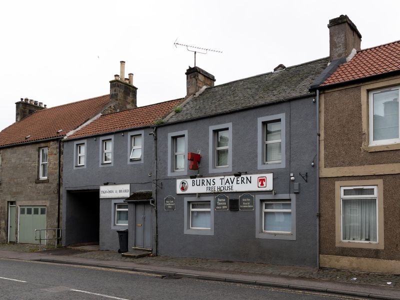 Burns Tavern. (Pub, External). Published on 17-09-2025 