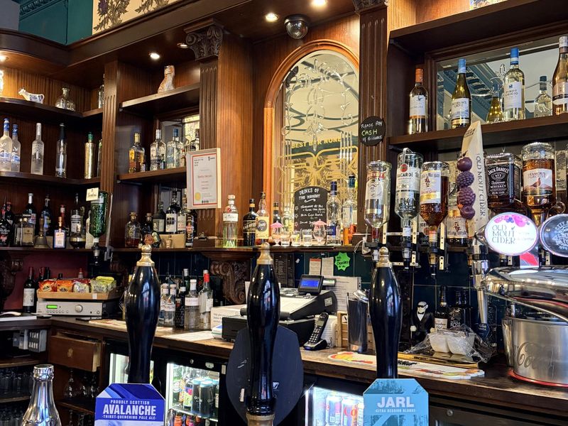 (Pub, Bar). Published on 03-01-2026 