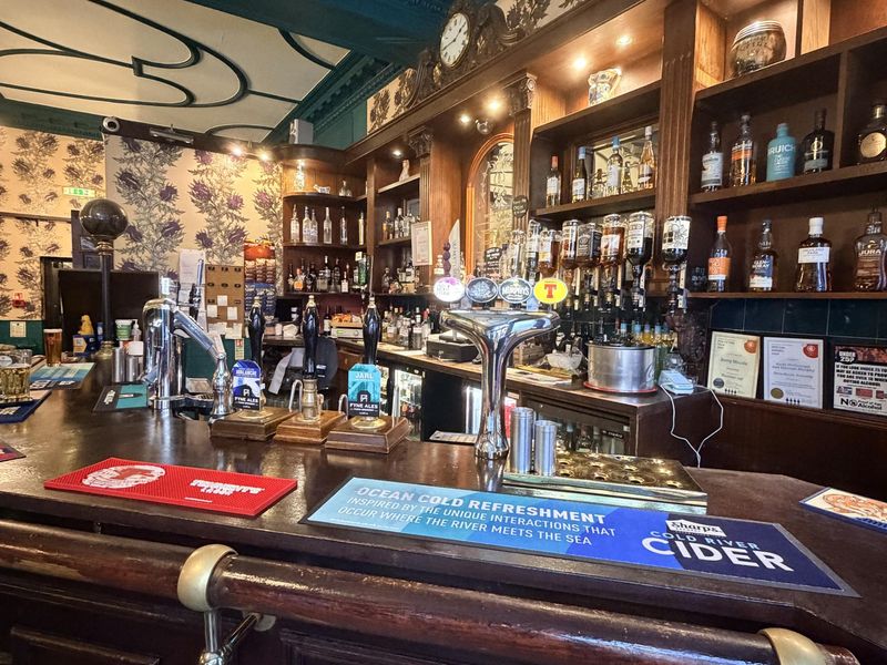 (Pub, Bar). Published on 03-01-2026 