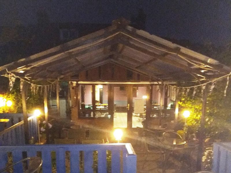underneath the awning. (External, Garden). Published on 21-10-2021 